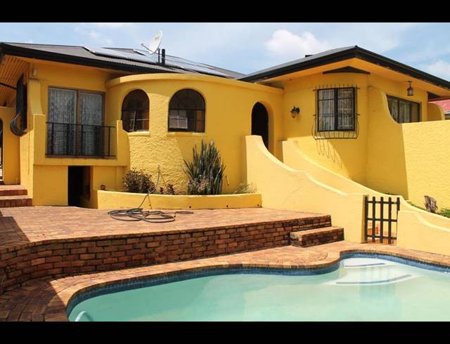 3 BEDROOM HOUSE FOR SALE IN KENSINGTON